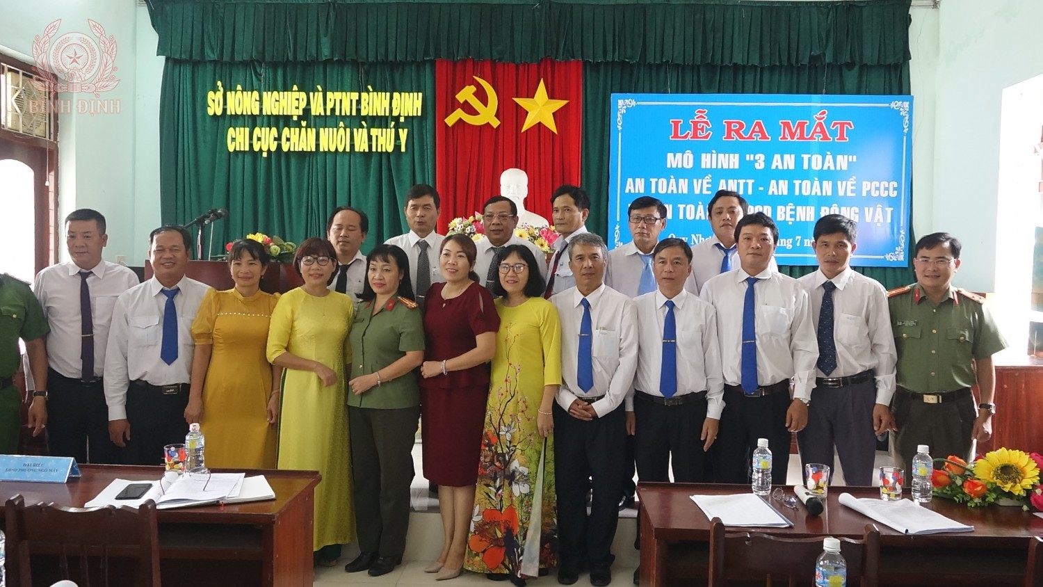 cac thanh vien cua mo hinh ra mat nhan nhiem vu