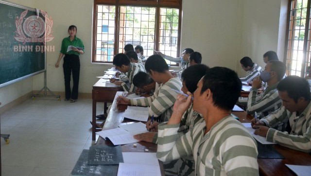 pham nhan dang cai tao tai trai giam kim son duoc hoc van hoa 640x362