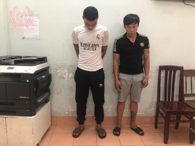 Ảnh 02 đối tượng