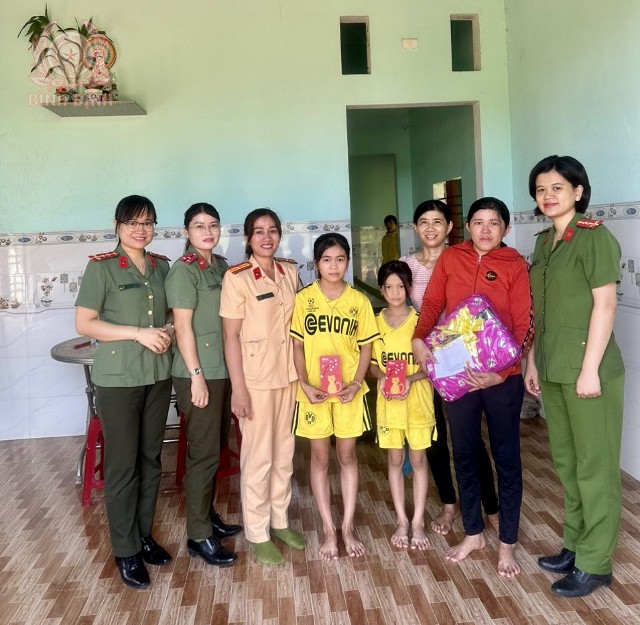 tang qua 2 640x625