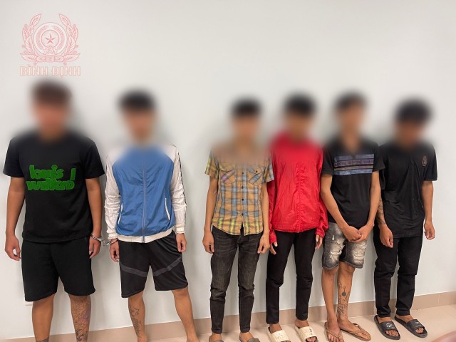 Khởi tố 06 đối tượng Mua bán, tổ chức sử dụng trái phép chất ma túy.