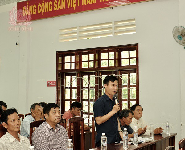 dai bieu du y kien 1