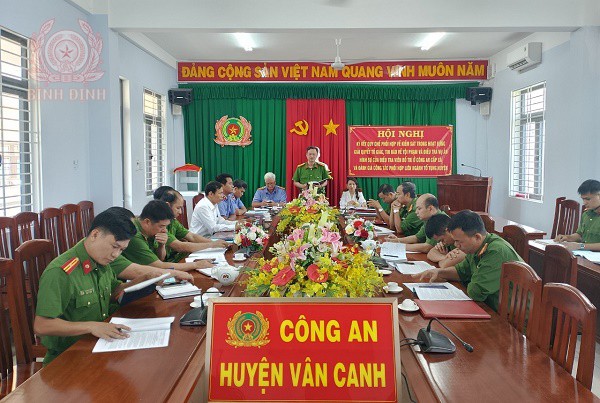 Quang cảnh hội nghị.