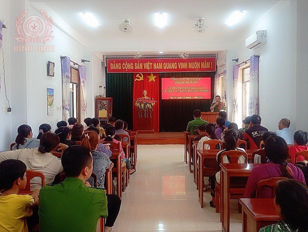 Quang cảnh buổi tuyên truyền.