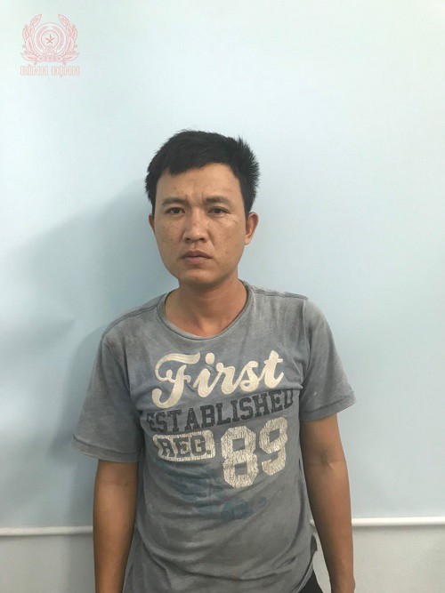 Mở cửa khi ngủ bị trộm đột nhập.