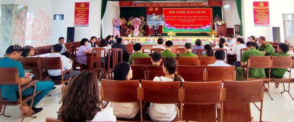 Công an thị trấn Diêu Trì, huyện Tuy Phước tham dự Hội nghị toàn quốc quán triệt, triển khai thực hiện Nghị quyết Hội nghị lần thứ 11 Ban Chấp hành Trung ương Đảng khóa XIII dưới hình thức trực tuyến tại điểm cầu thị trấn Diêu Trì.