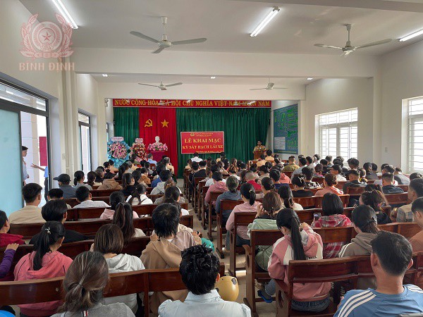 Công an tỉnh Bình Định tổ chức kỳ sát hạch cấp Giấy phép lái xe.