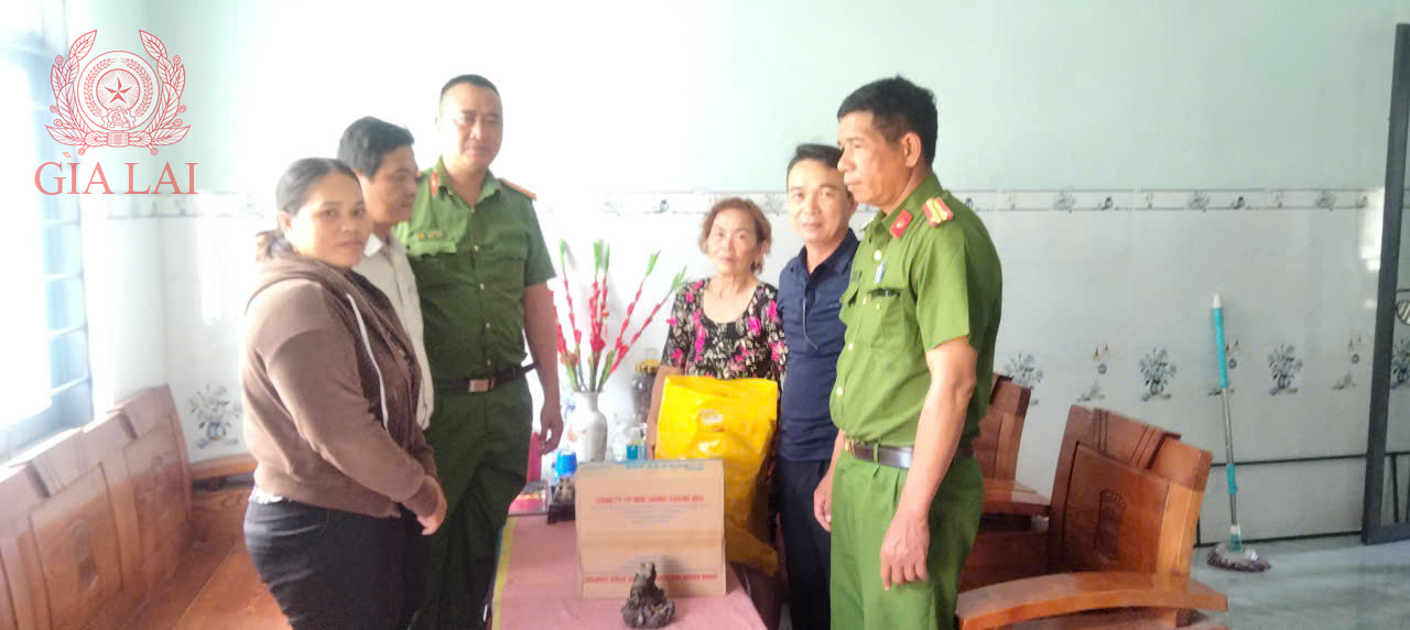 z7204672298537 337a78c74198fb045e6ba0ac78d722c4