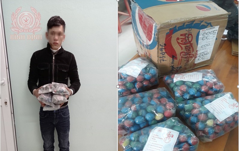 Đối tượng và tang vật (pháo nổ) thu giữ tại Công an TX. An Nhơn