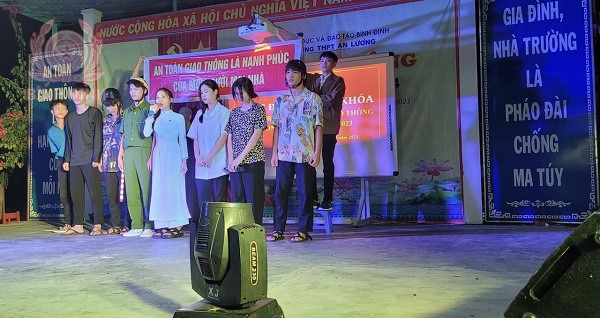 phan thi 1