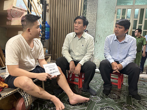 pho truong ban thuong truc ban atgt tinh giam doc so gtvt ngoi giua chia se kho khan va mat mat voi anh giang